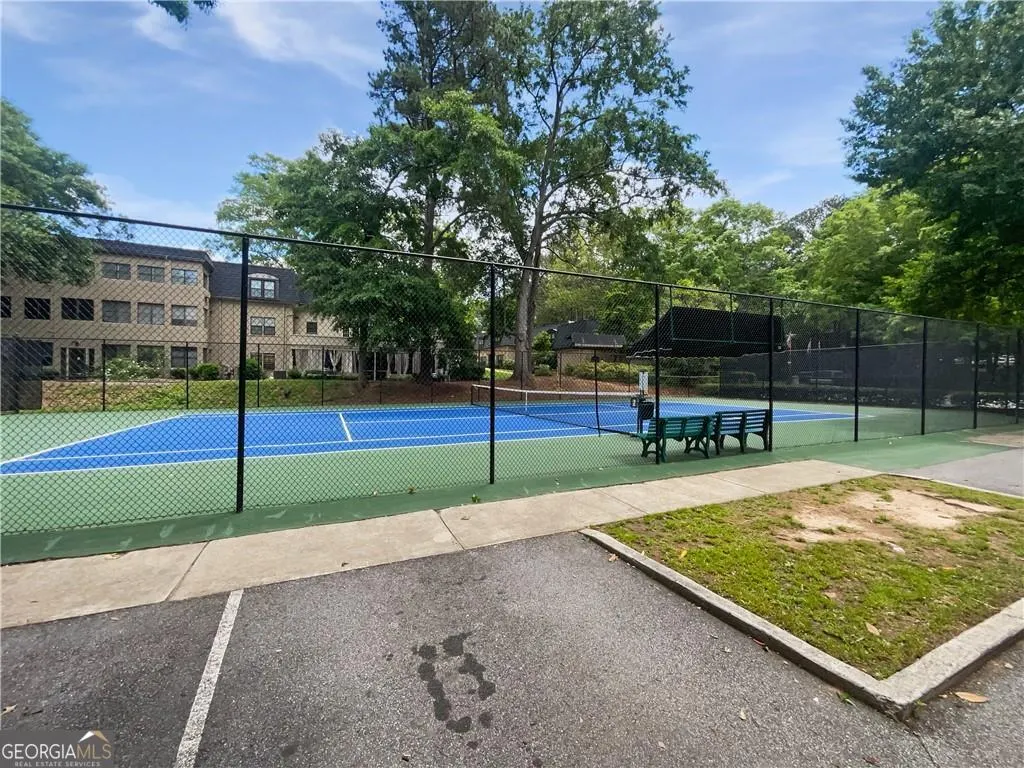 53 Monet Court NW