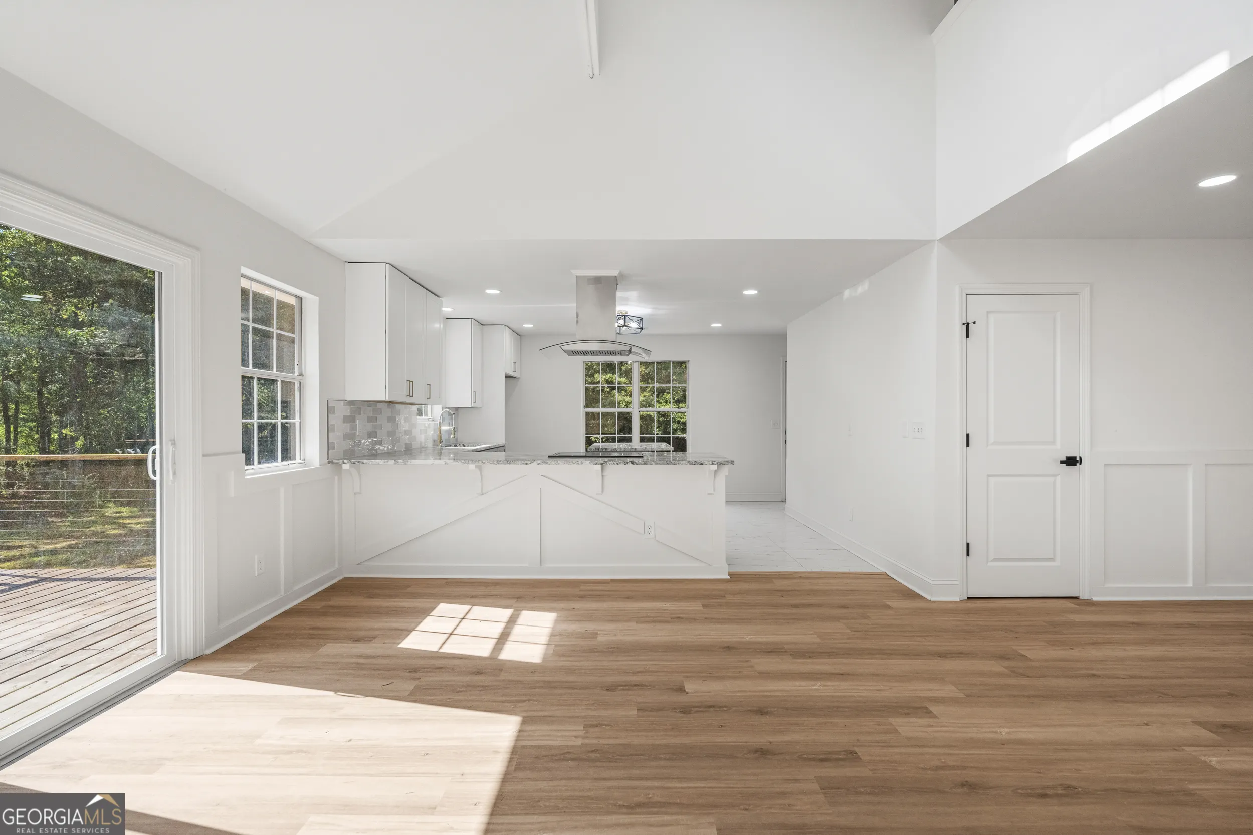 36 H St,
