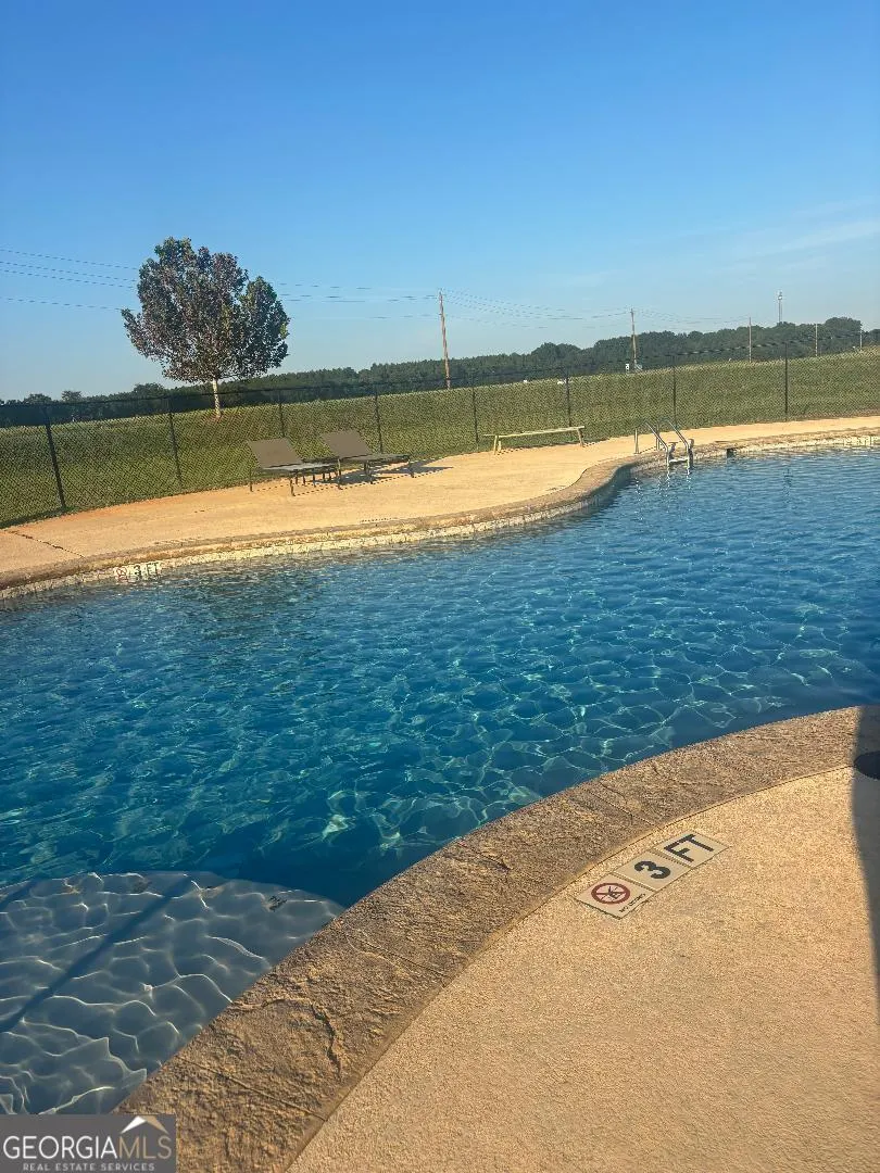 109 Farmers Way