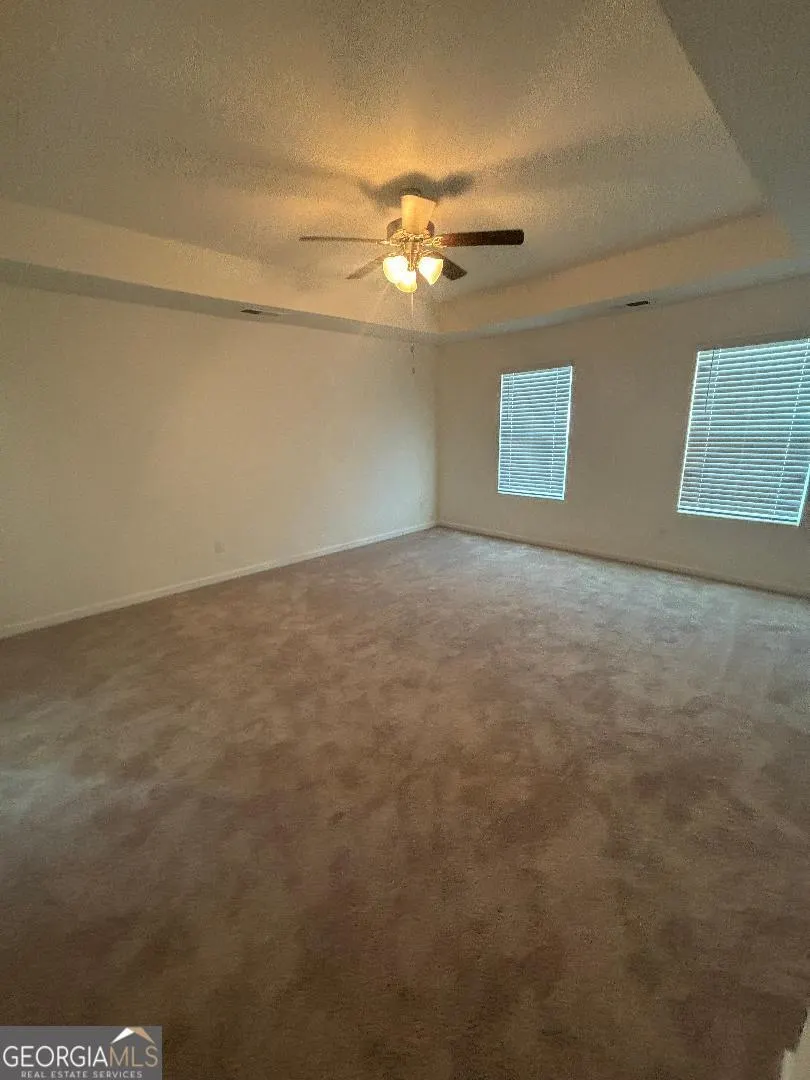 109 Farmers Way
