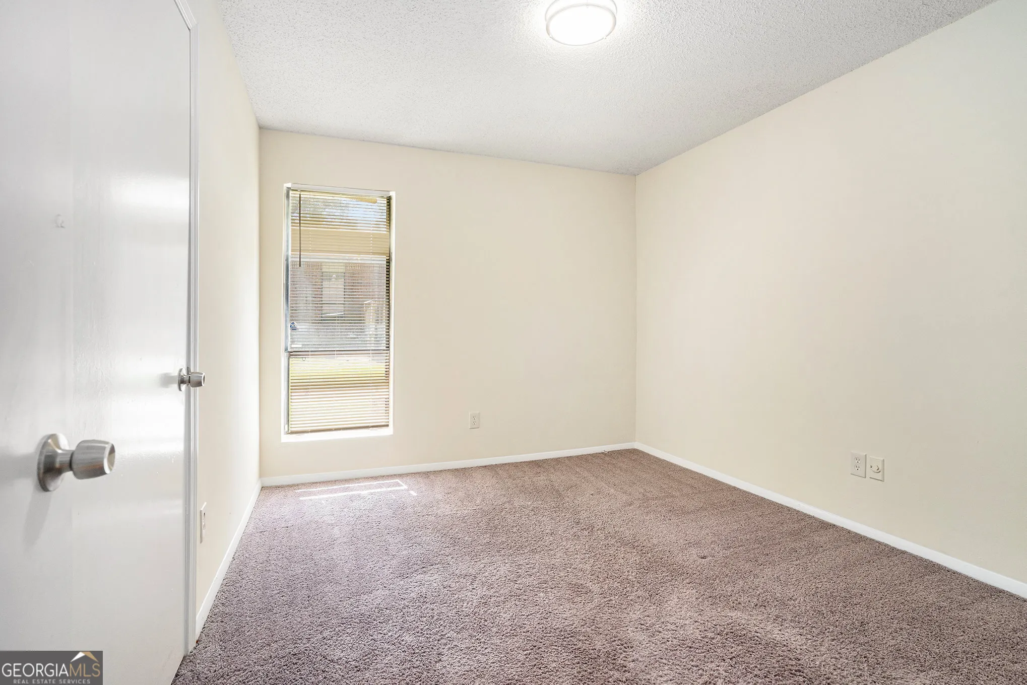 3045 Sonya Lane