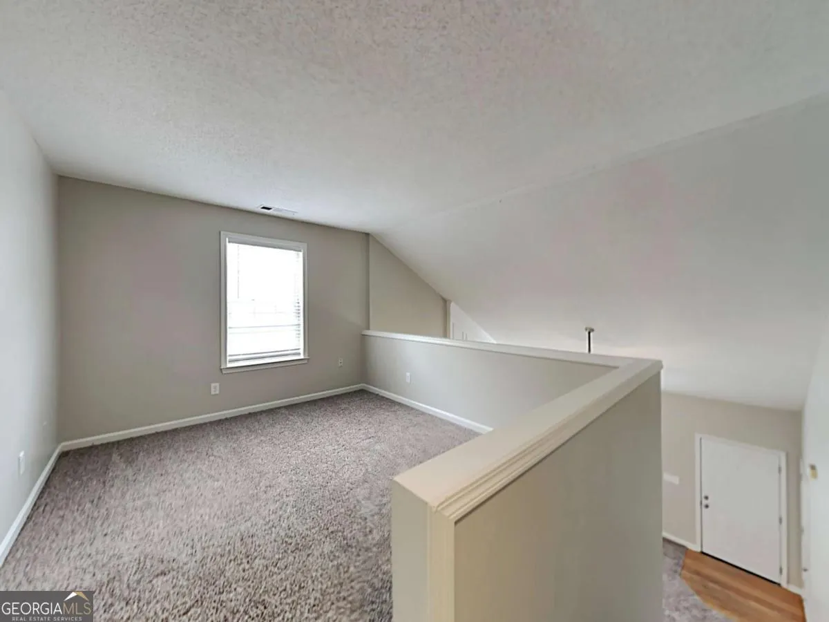 1621 Heyford Circle NW