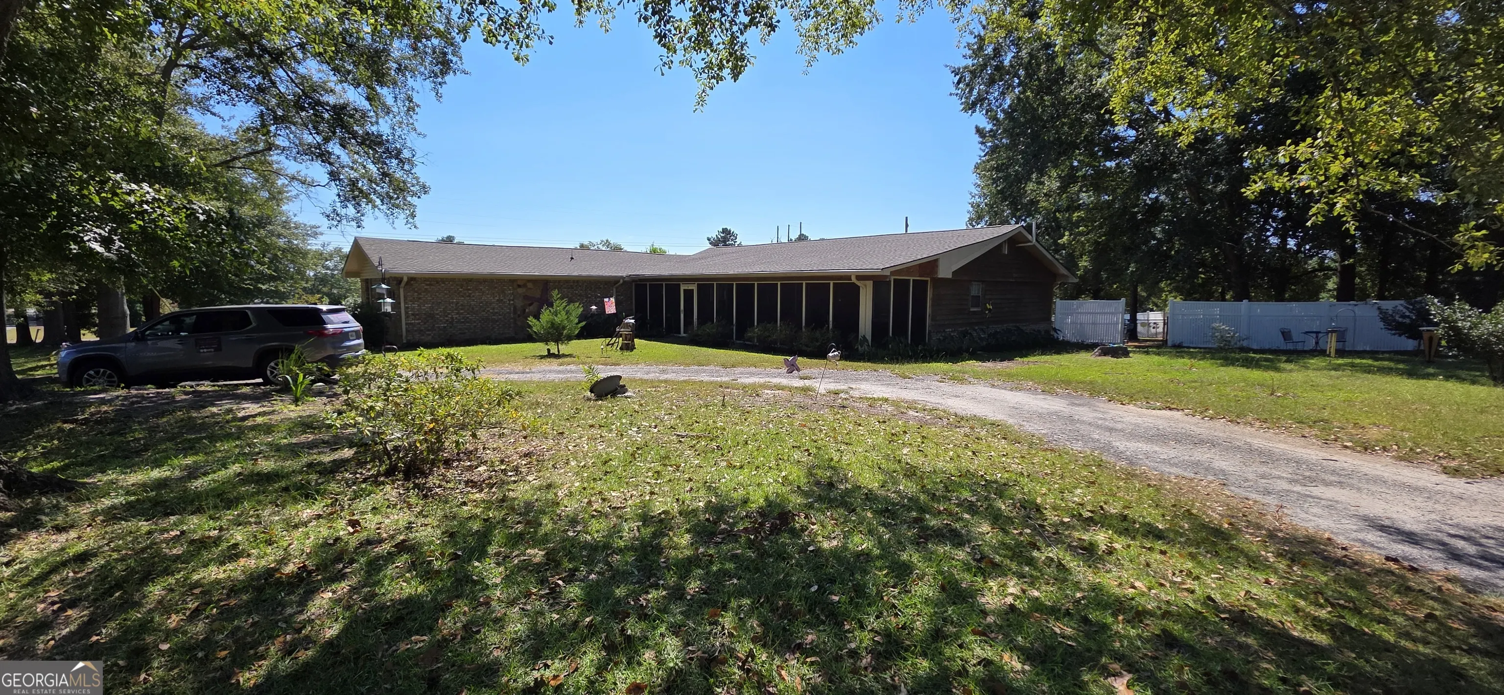 51 Play Golf Drive