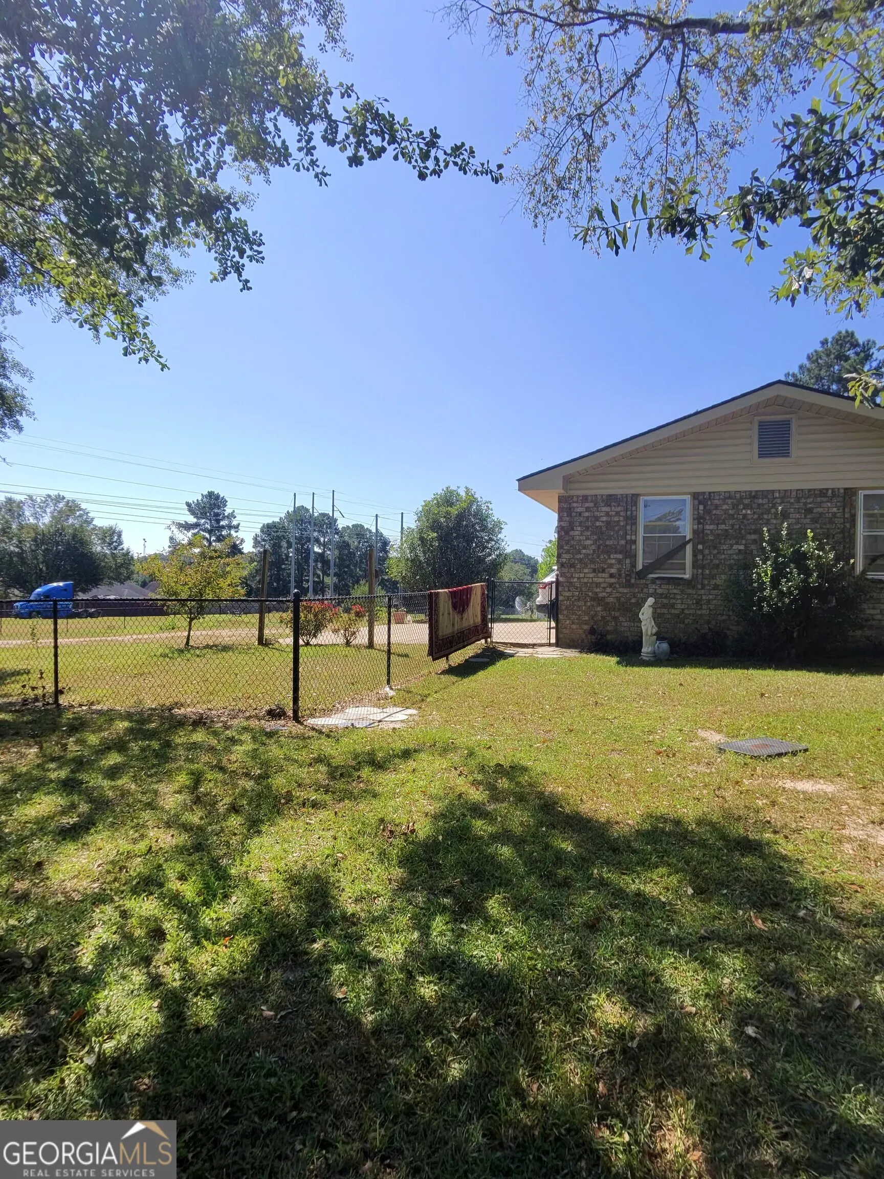 51 Play Golf Drive