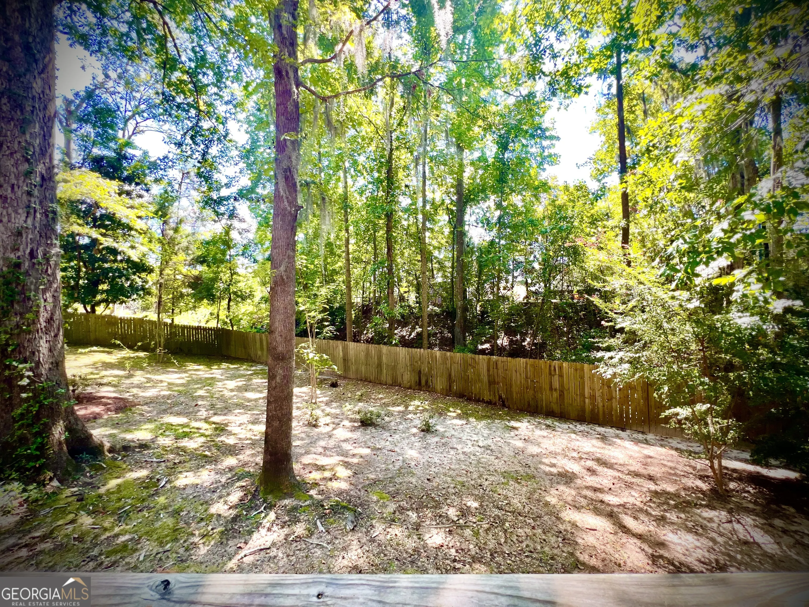112 White Oak Circle