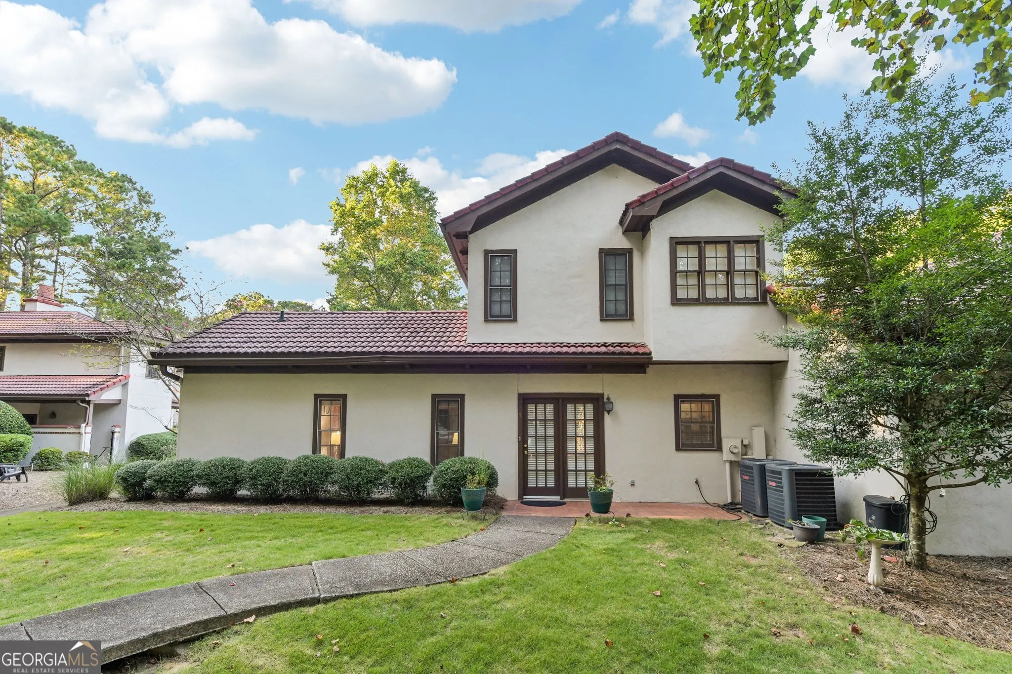 1406 Club Drive