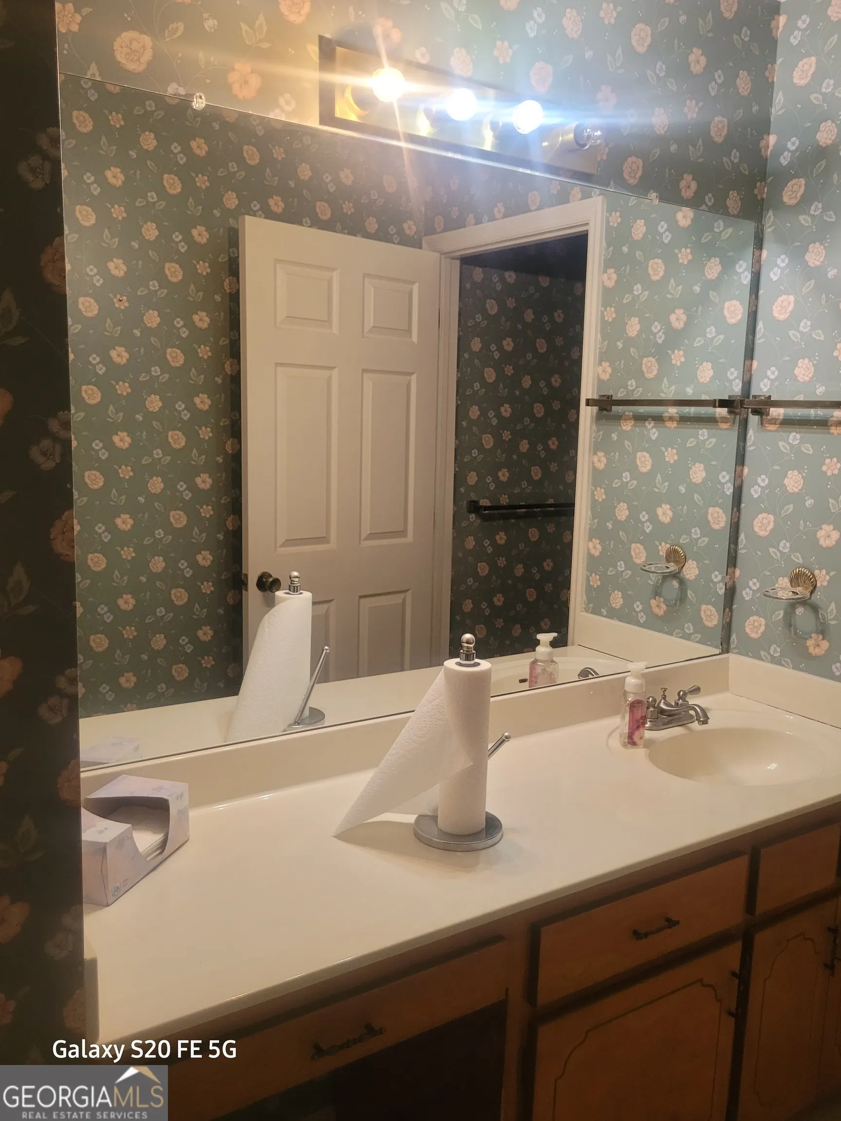 6847 Oak View Court