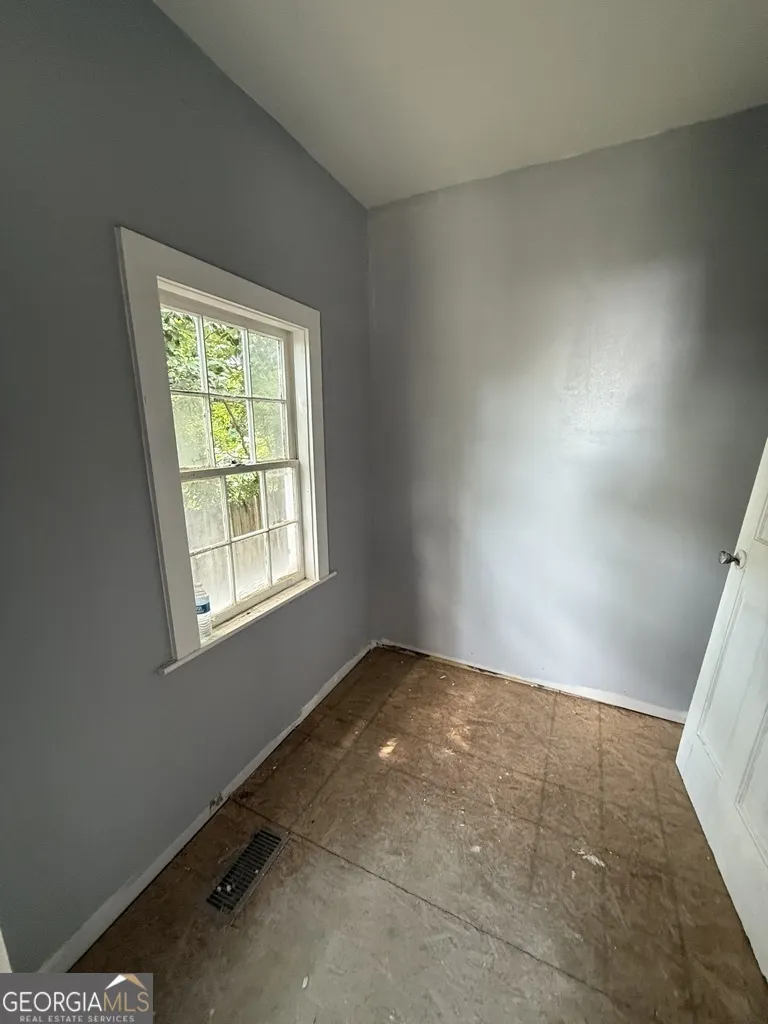 532 Woolfolk Street