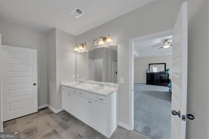 109 ROYAL OAK