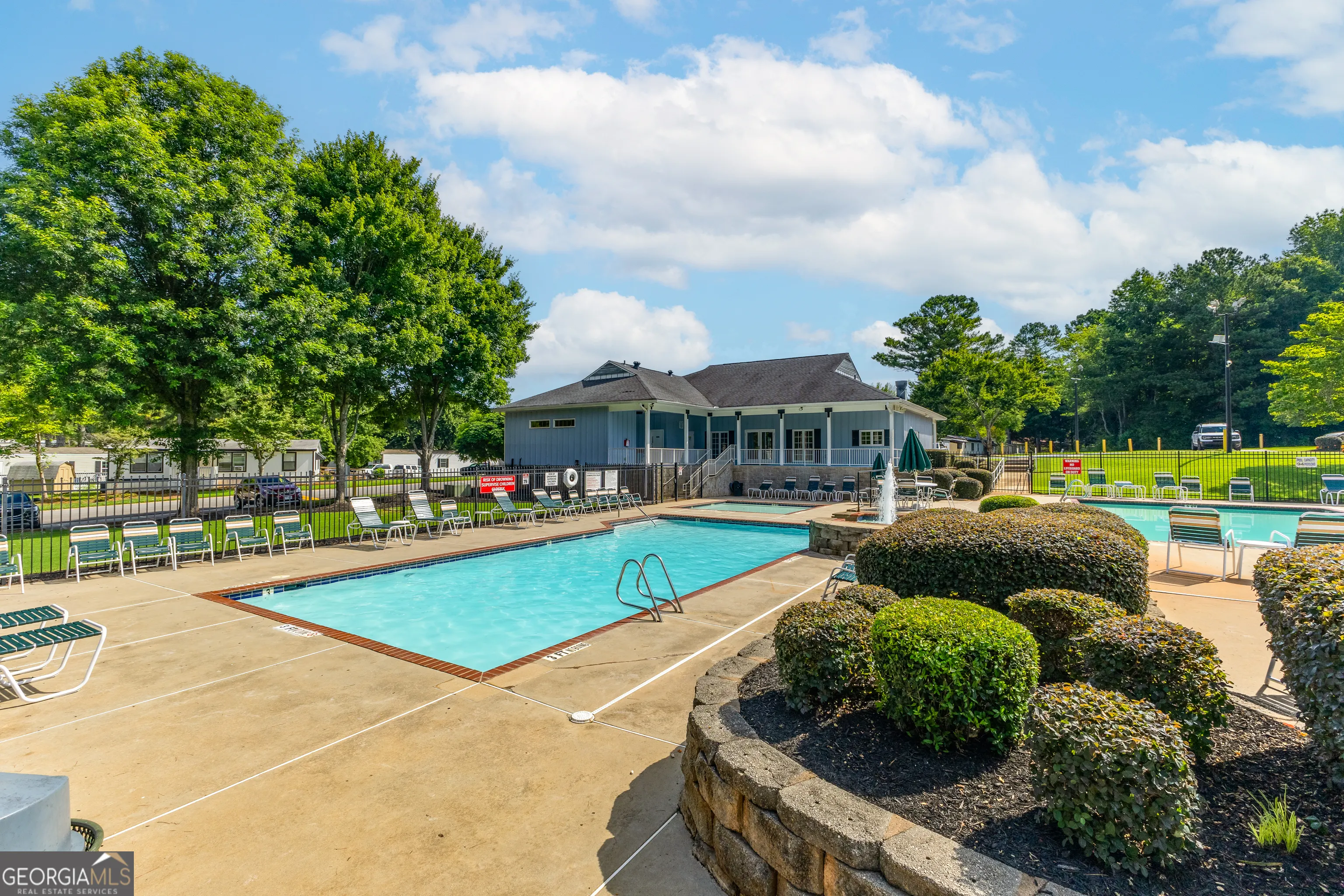 # 449 4653 Whispering Pines, ## 449