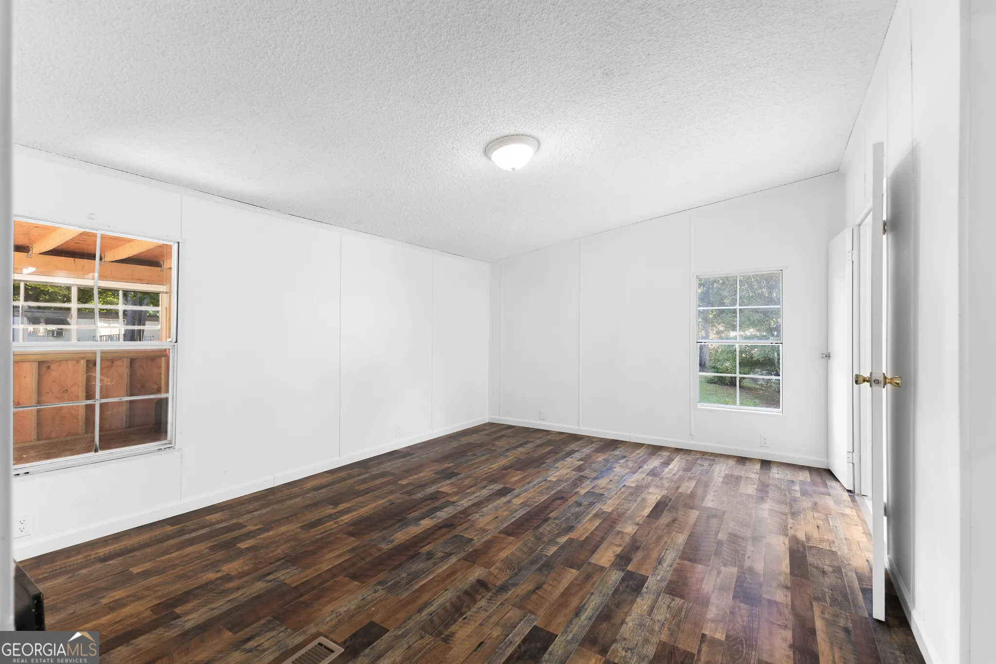 # 449 4653 Whispering Pines, ## 449