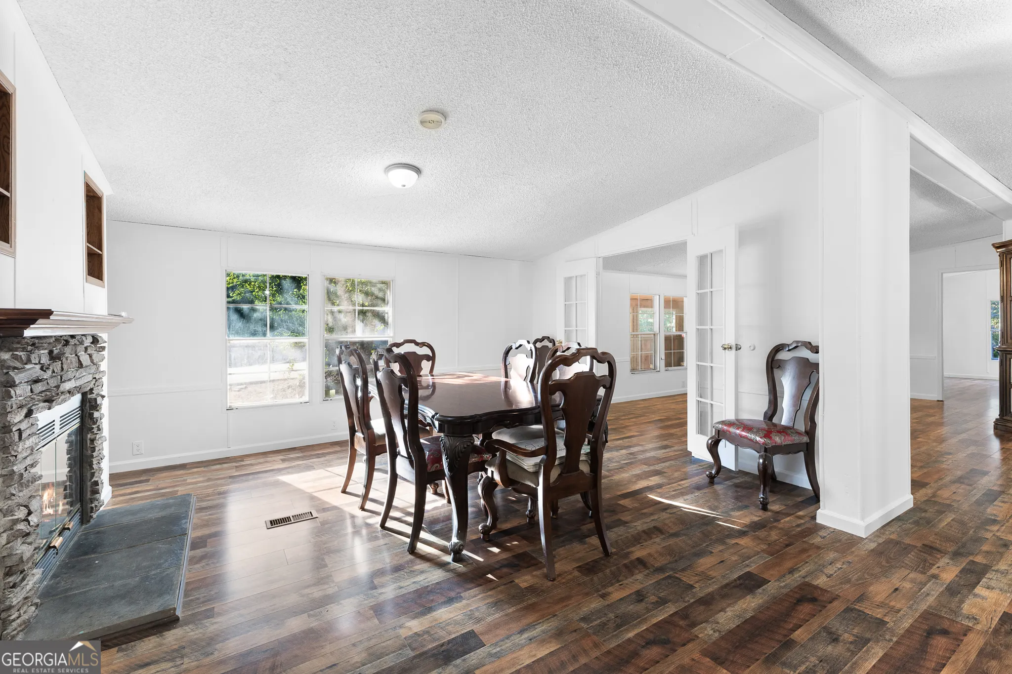 # 449 4653 Whispering Pines, ## 449