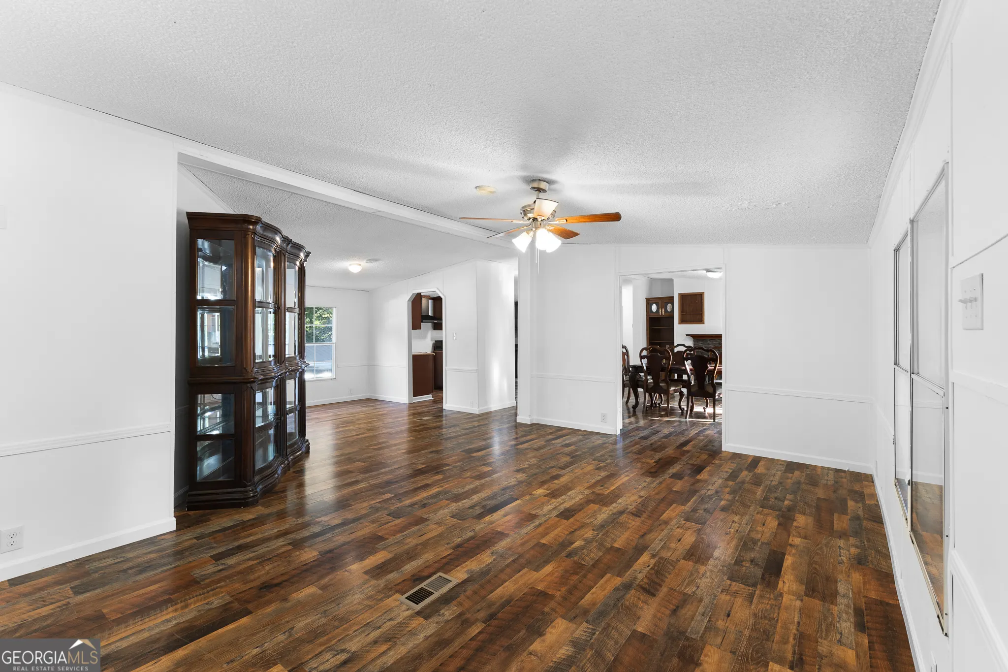 # 449 4653 Whispering Pines, ## 449