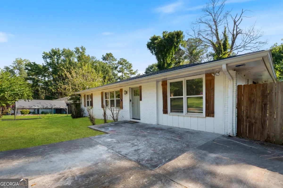 3278 Robin Road
