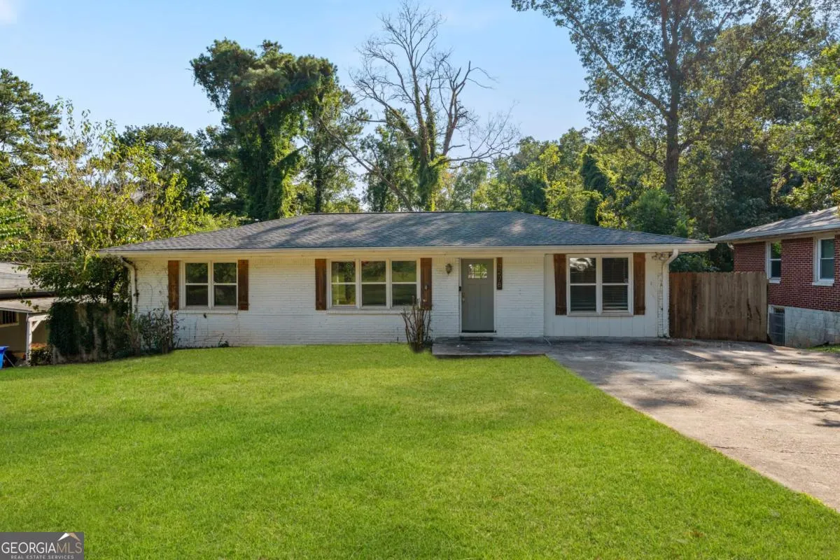 3278 Robin Road