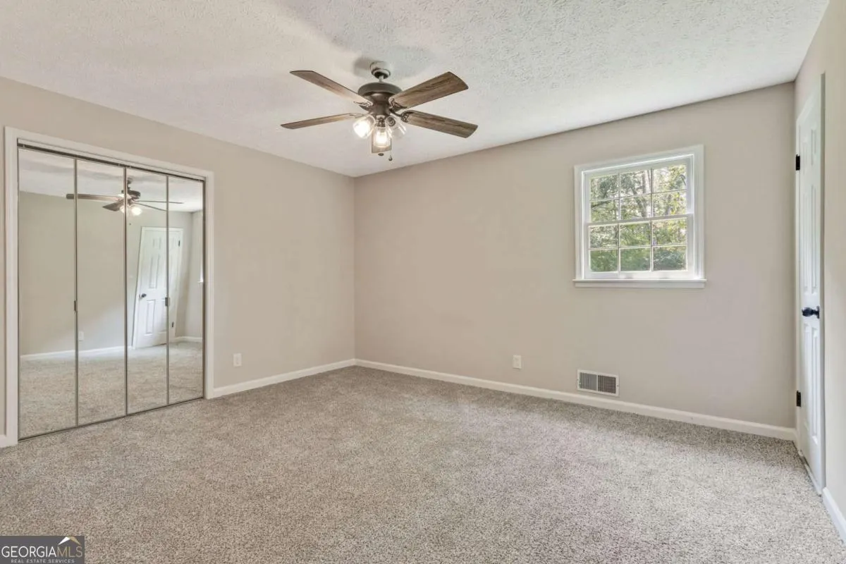 942 Old Batesville Road