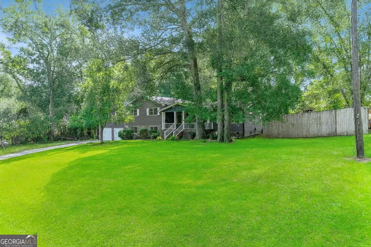 942 Old Batesville Road