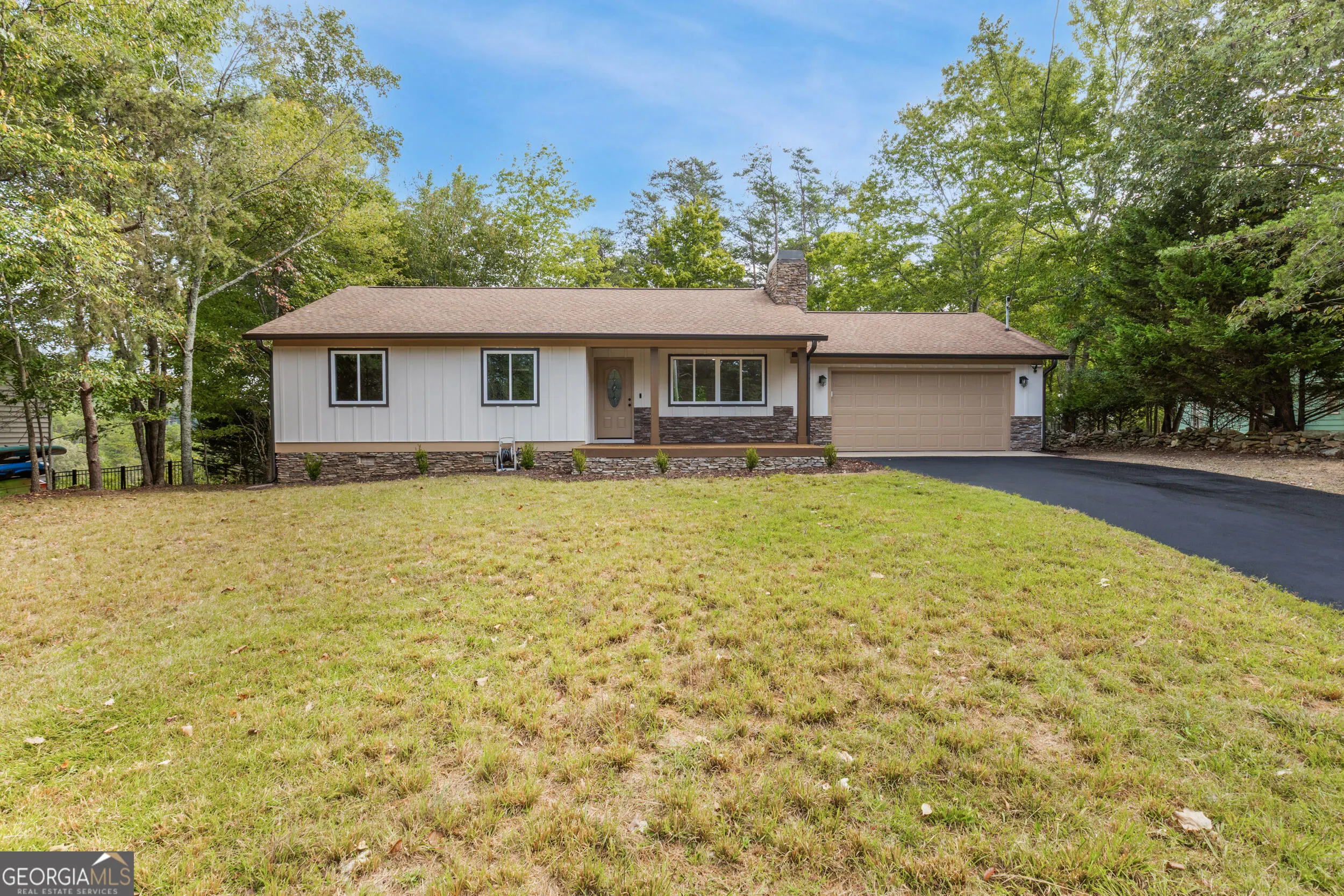 141 Corner Oak Court, #5