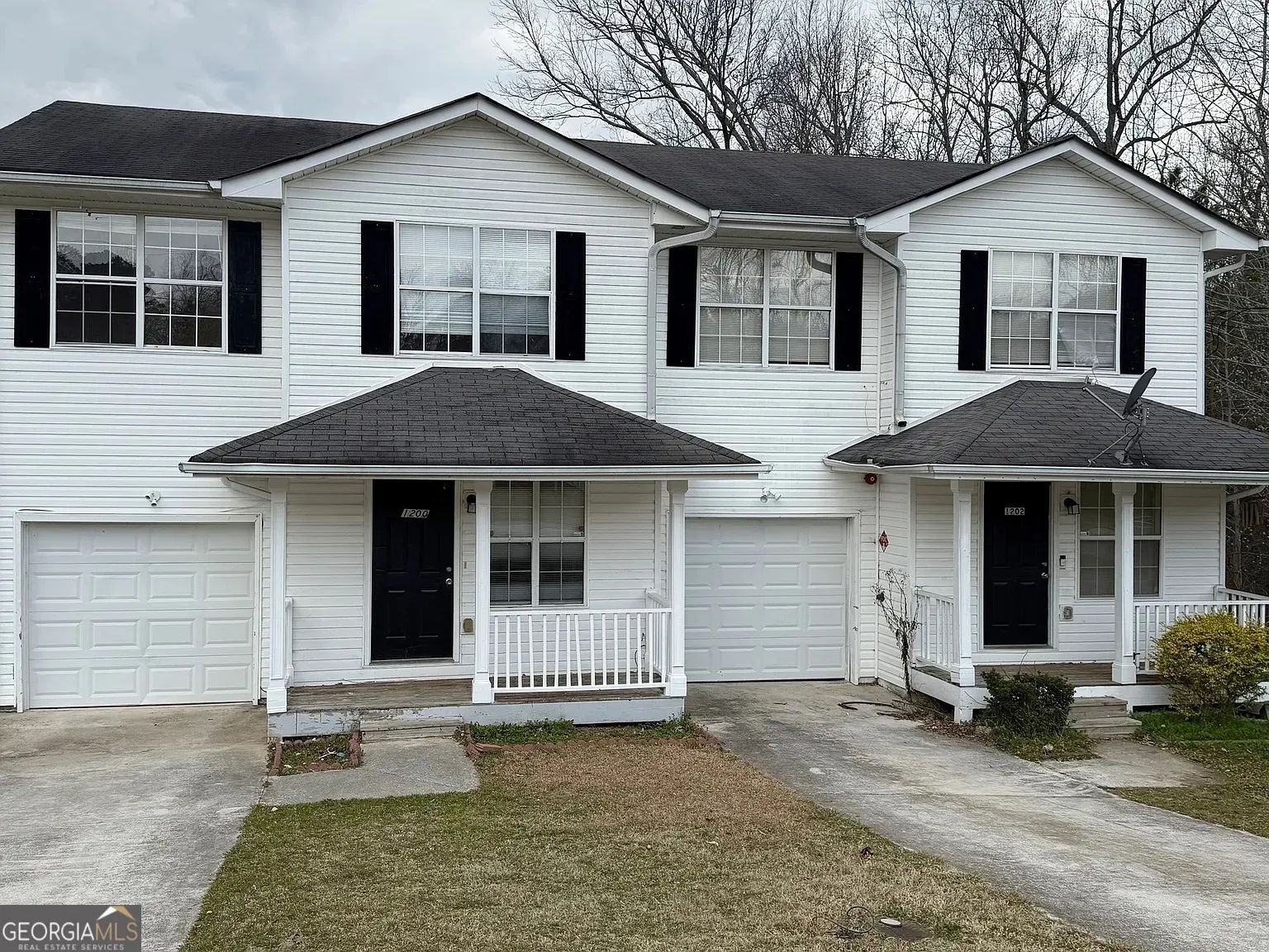 1200 Pinedale Circle NW