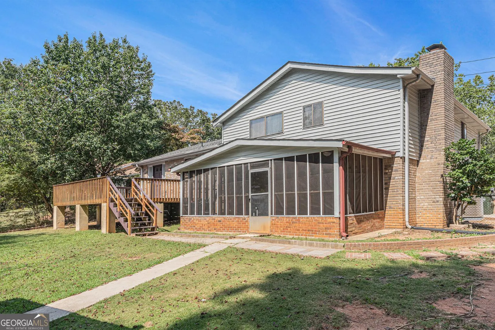 1343 Burbank Trail