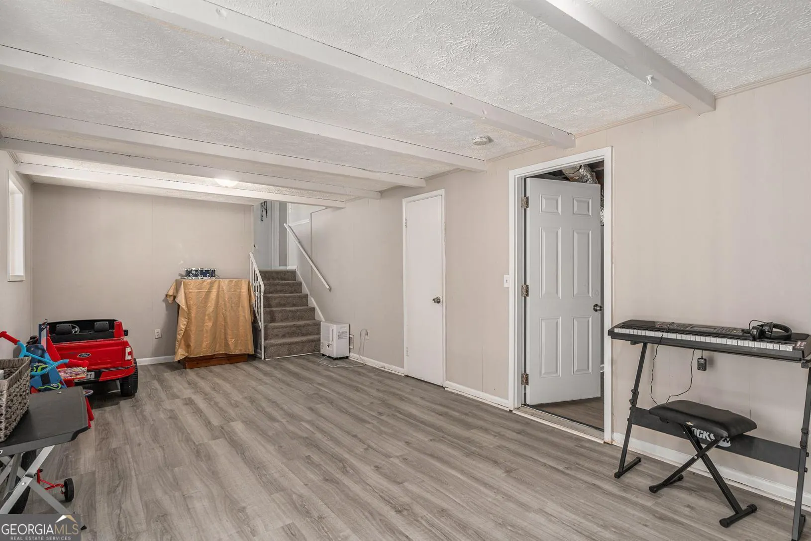 1343 Burbank Trail