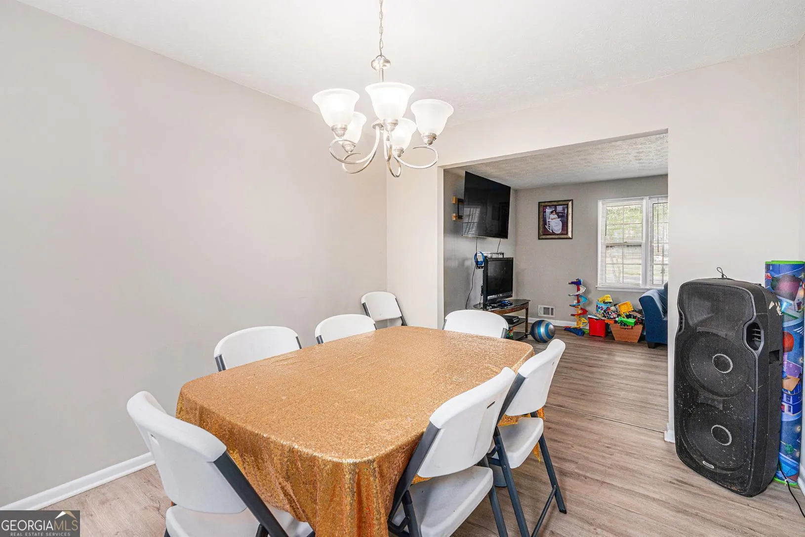 1343 Burbank Trail