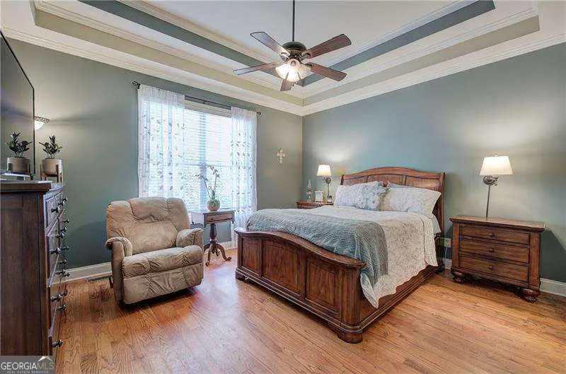 27 Summer Place NW
