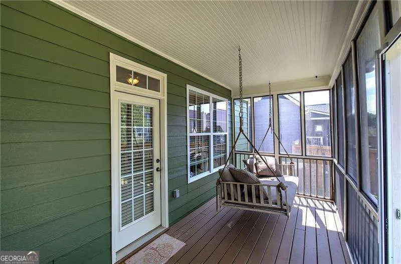 27 Summer Place NW