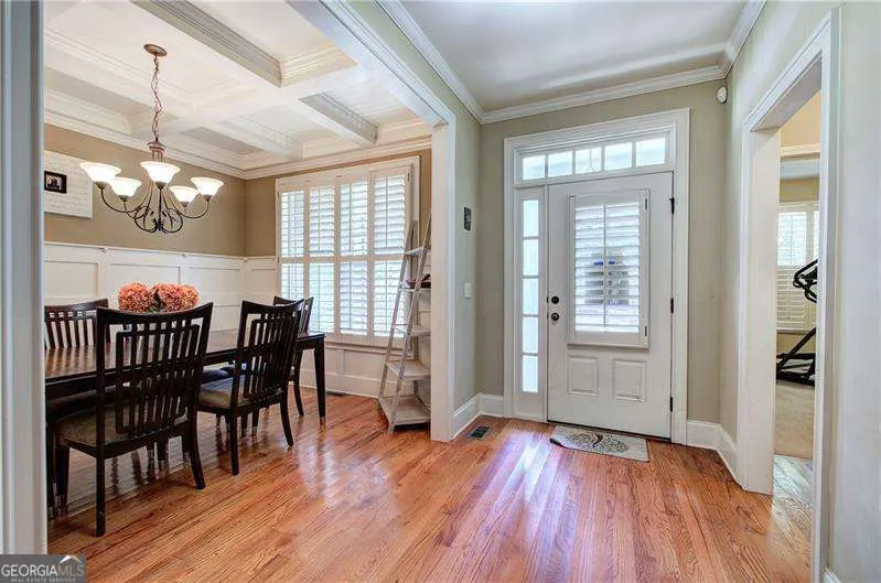 27 Summer Place NW
