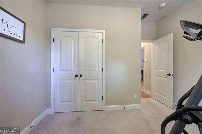 27 Summer Place NW