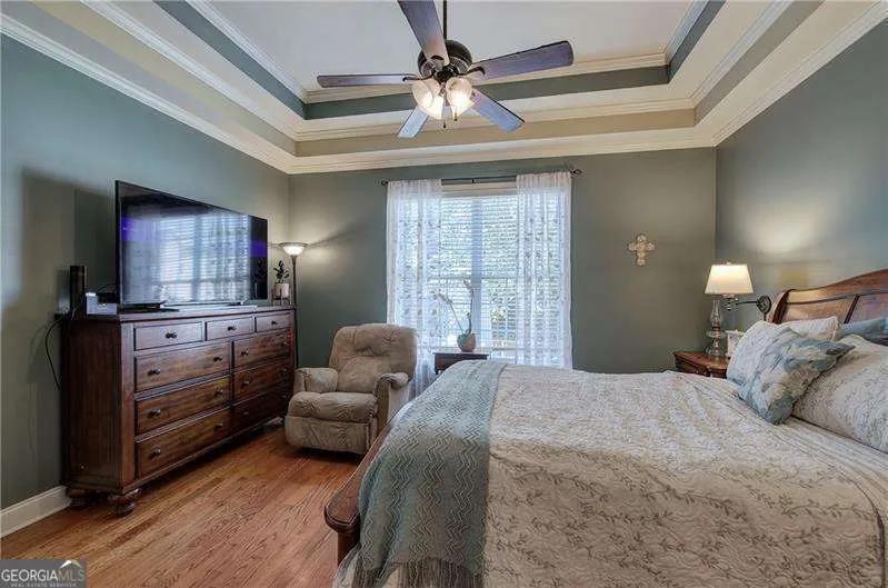 27 Summer Place NW