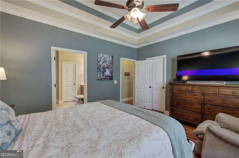 27 Summer Place NW