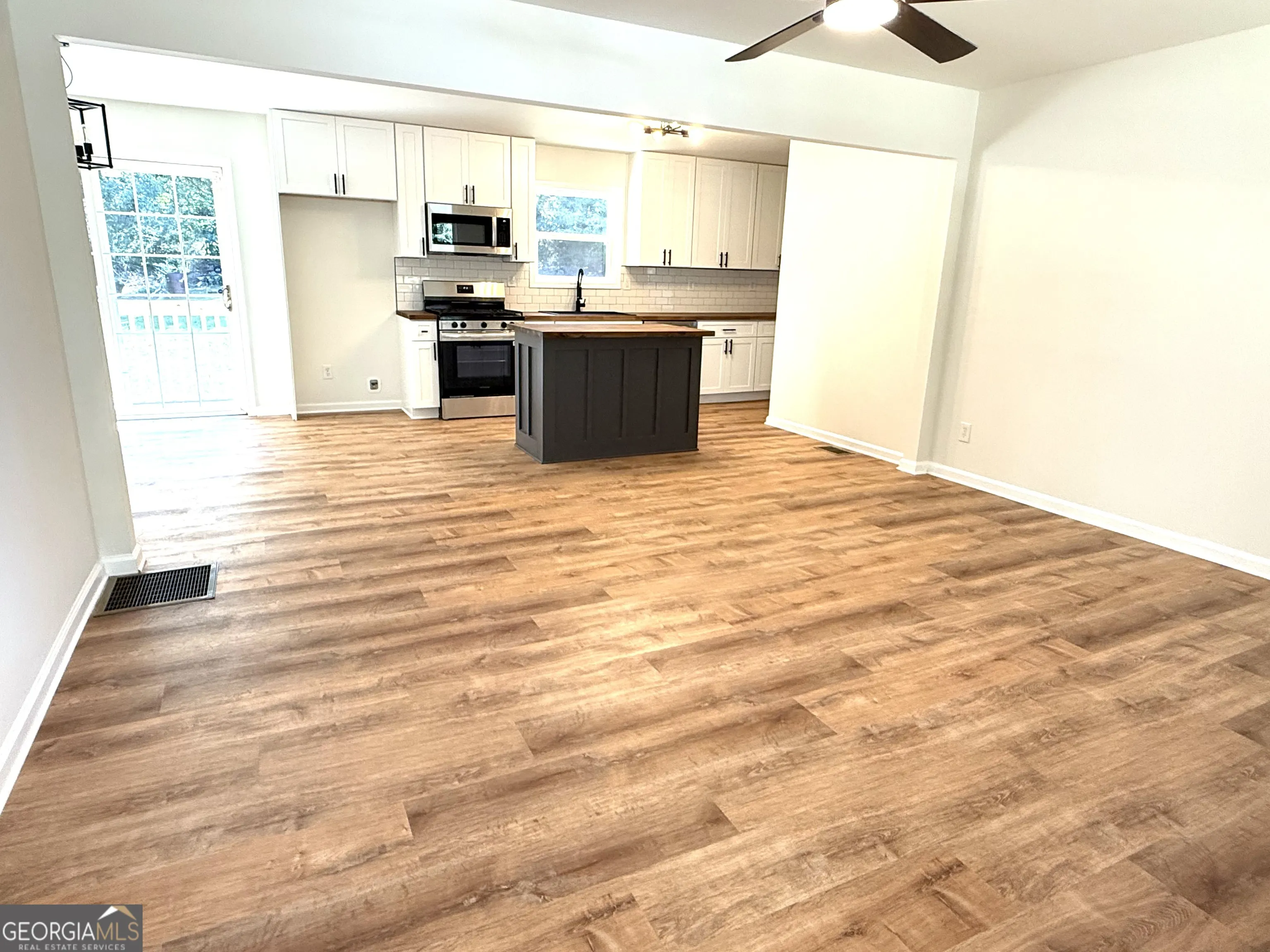 1024 Topaz Lane