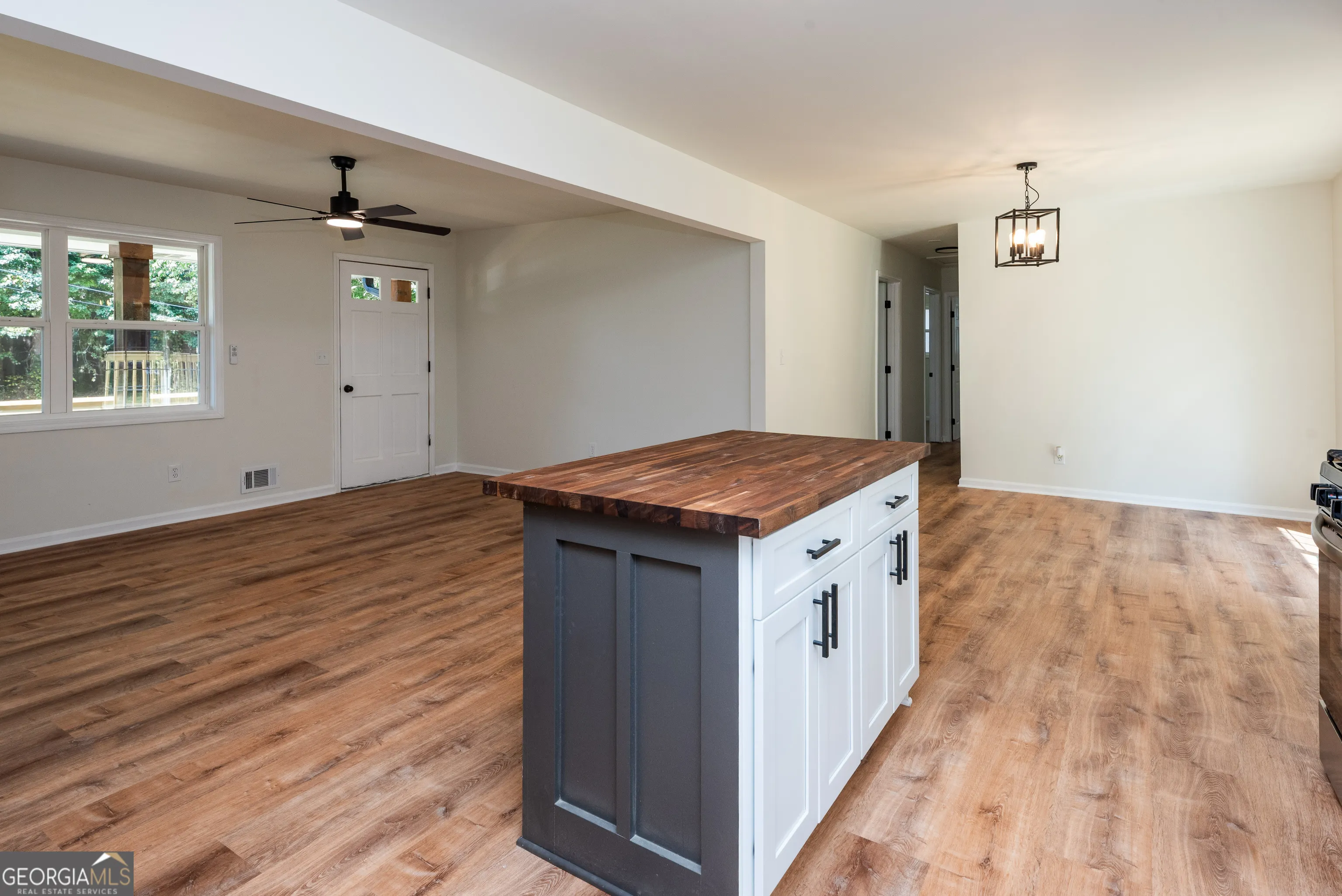 1024 Topaz Lane