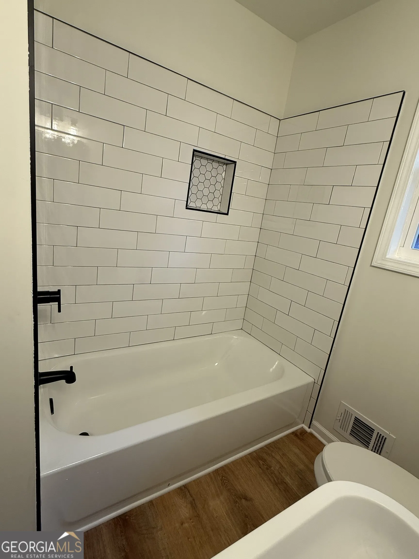 1024 Topaz Lane