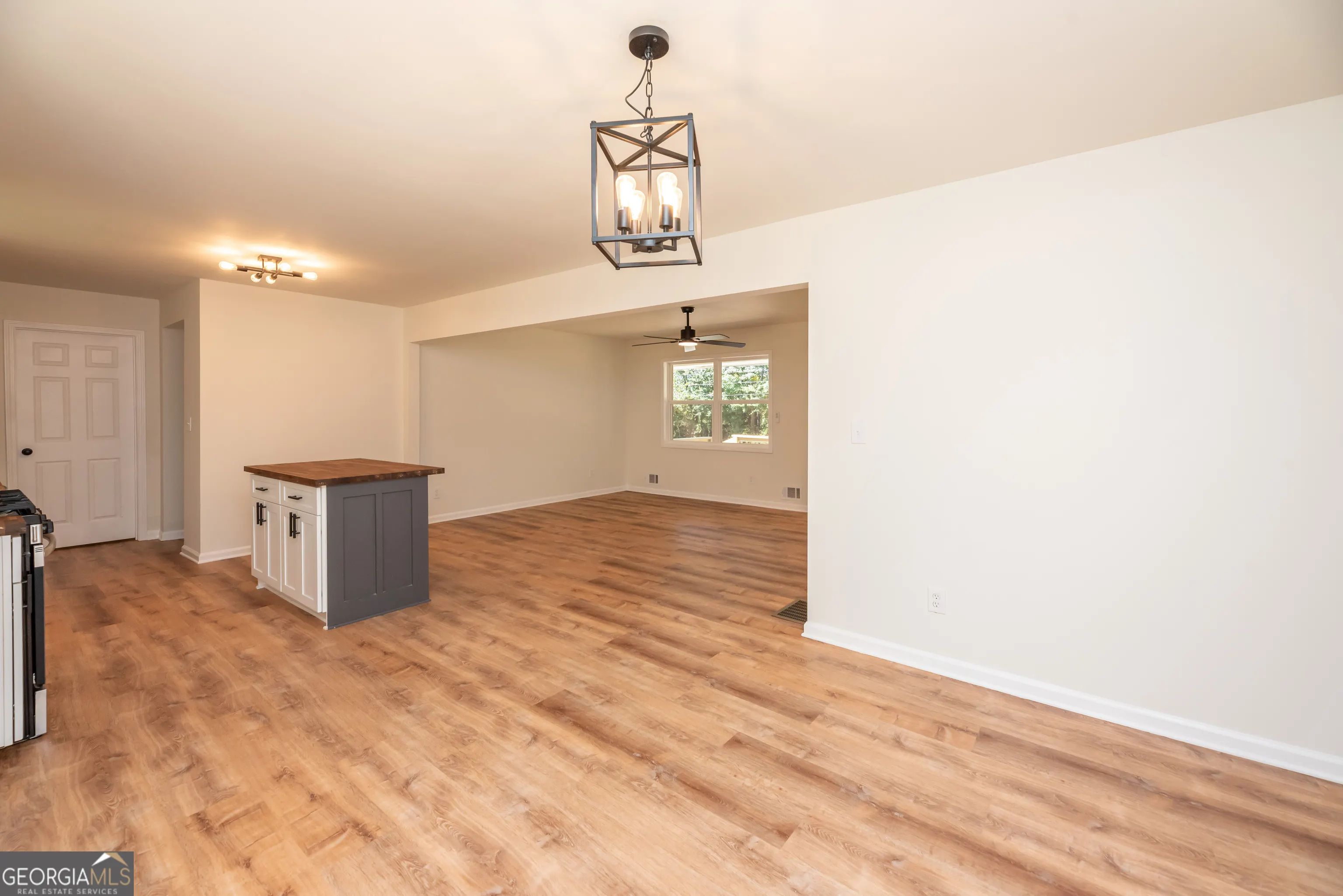 1024 Topaz Lane
