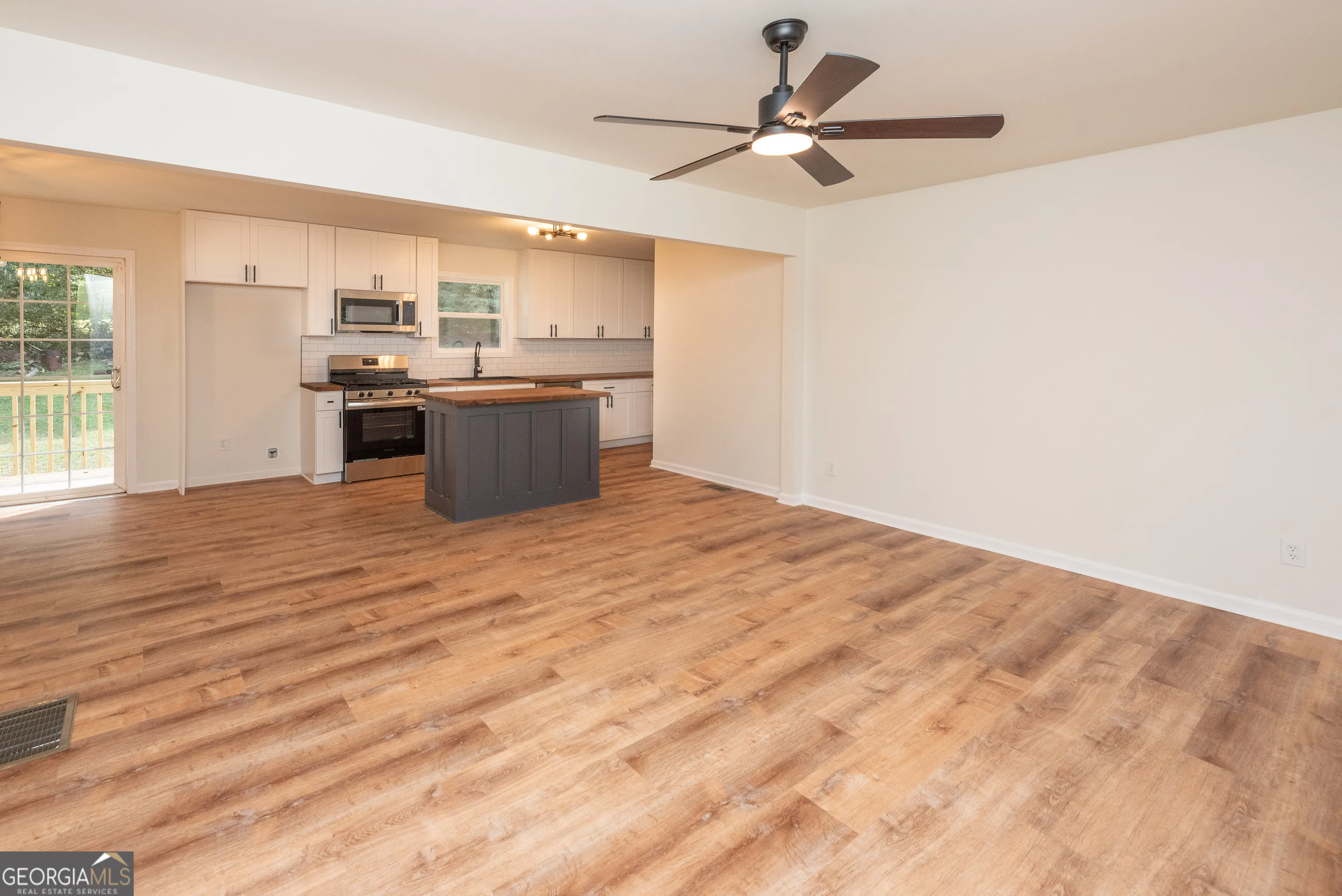 1024 Topaz Lane