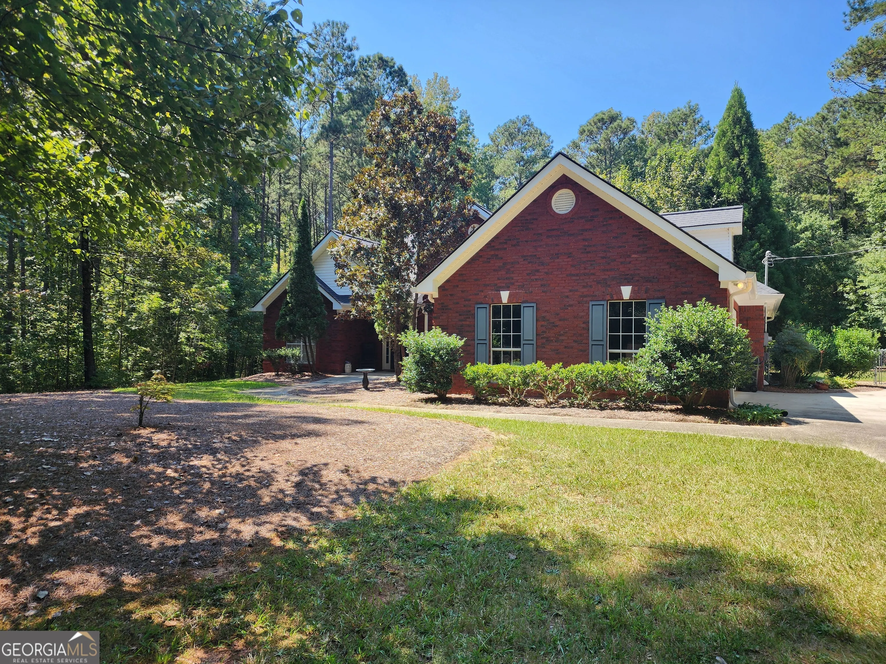 520 W Lake Drive