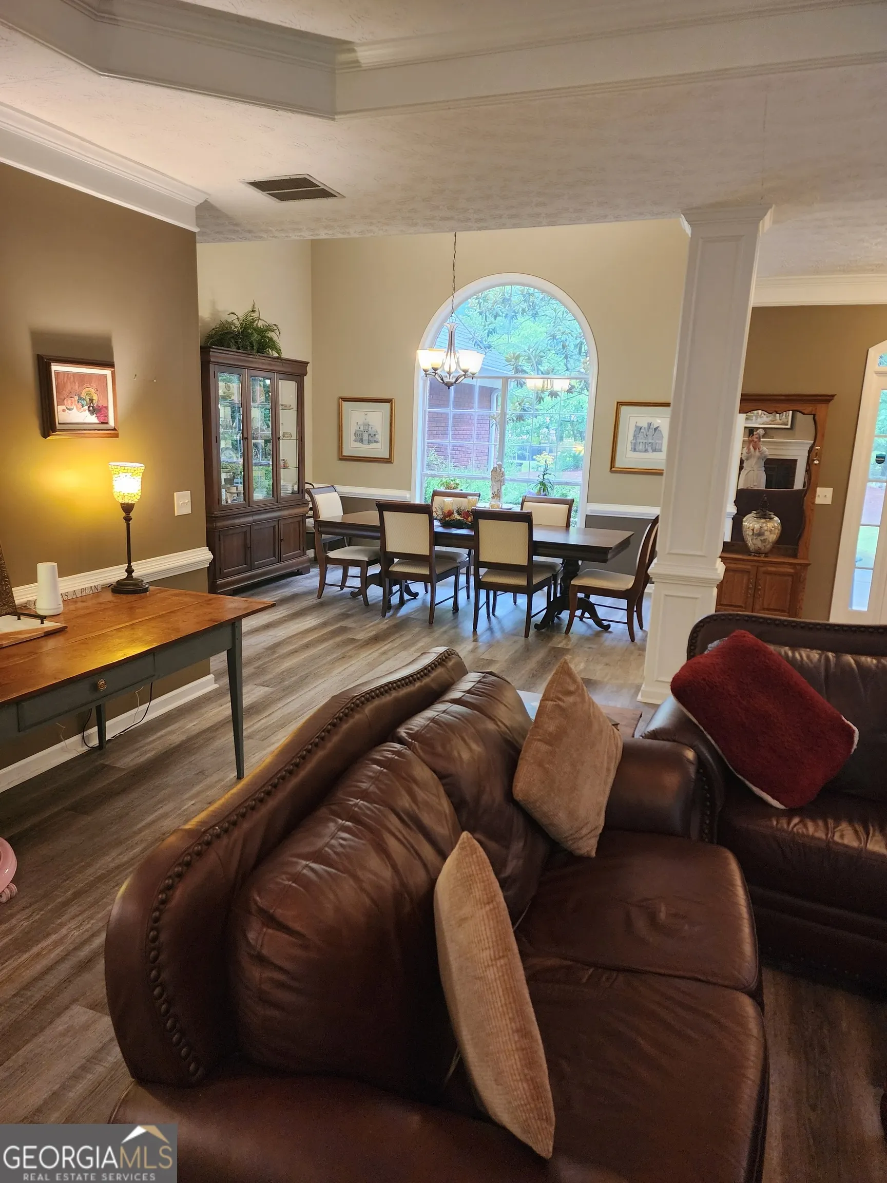 520 W Lake Drive