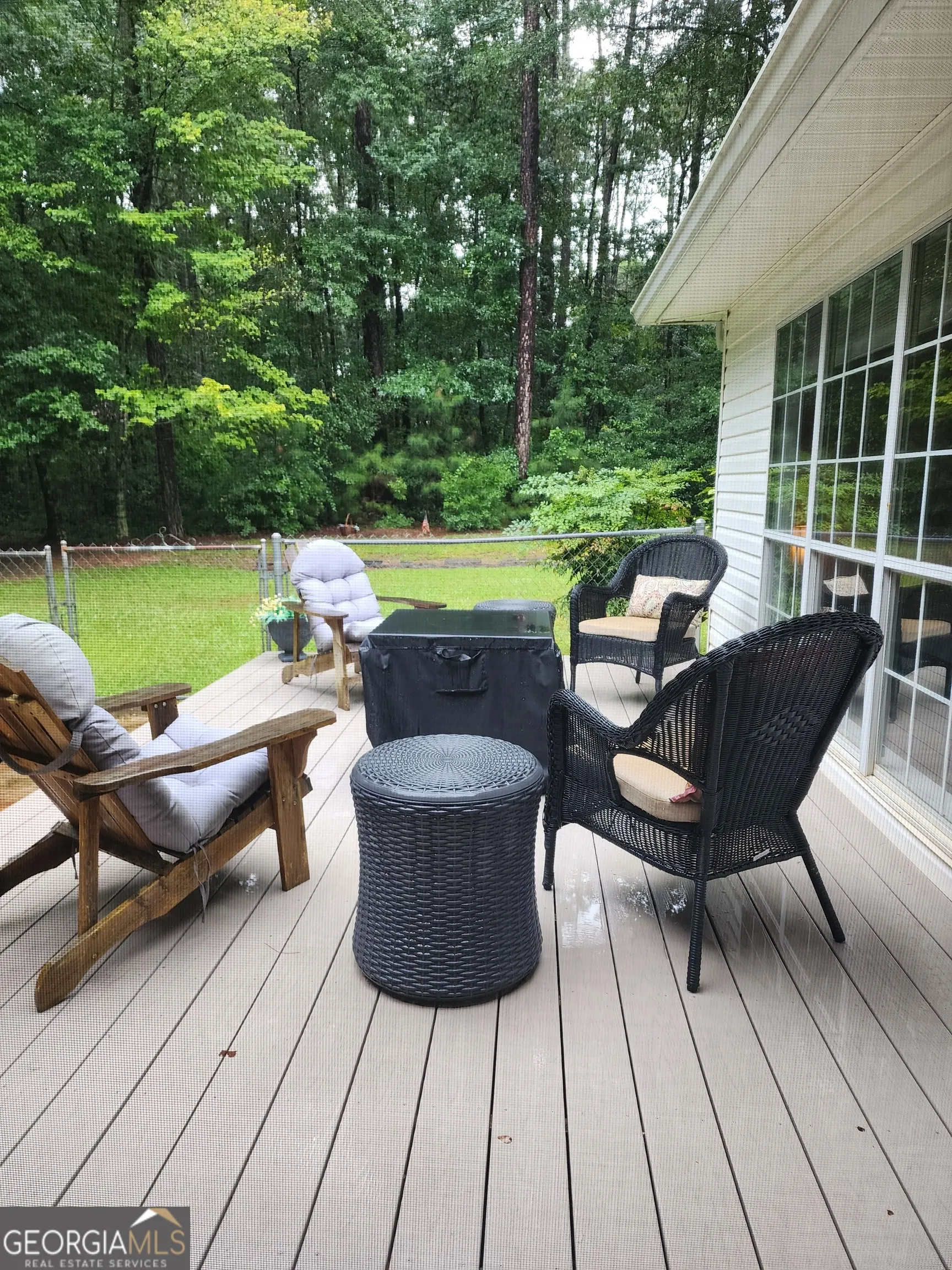 520 W Lake Drive