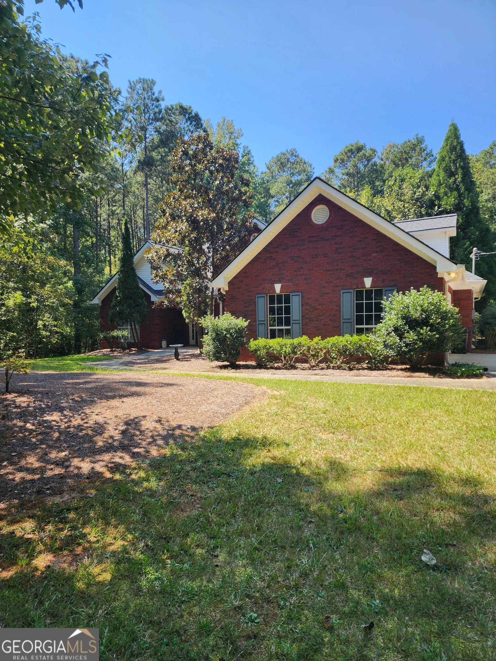 520 W Lake Drive
