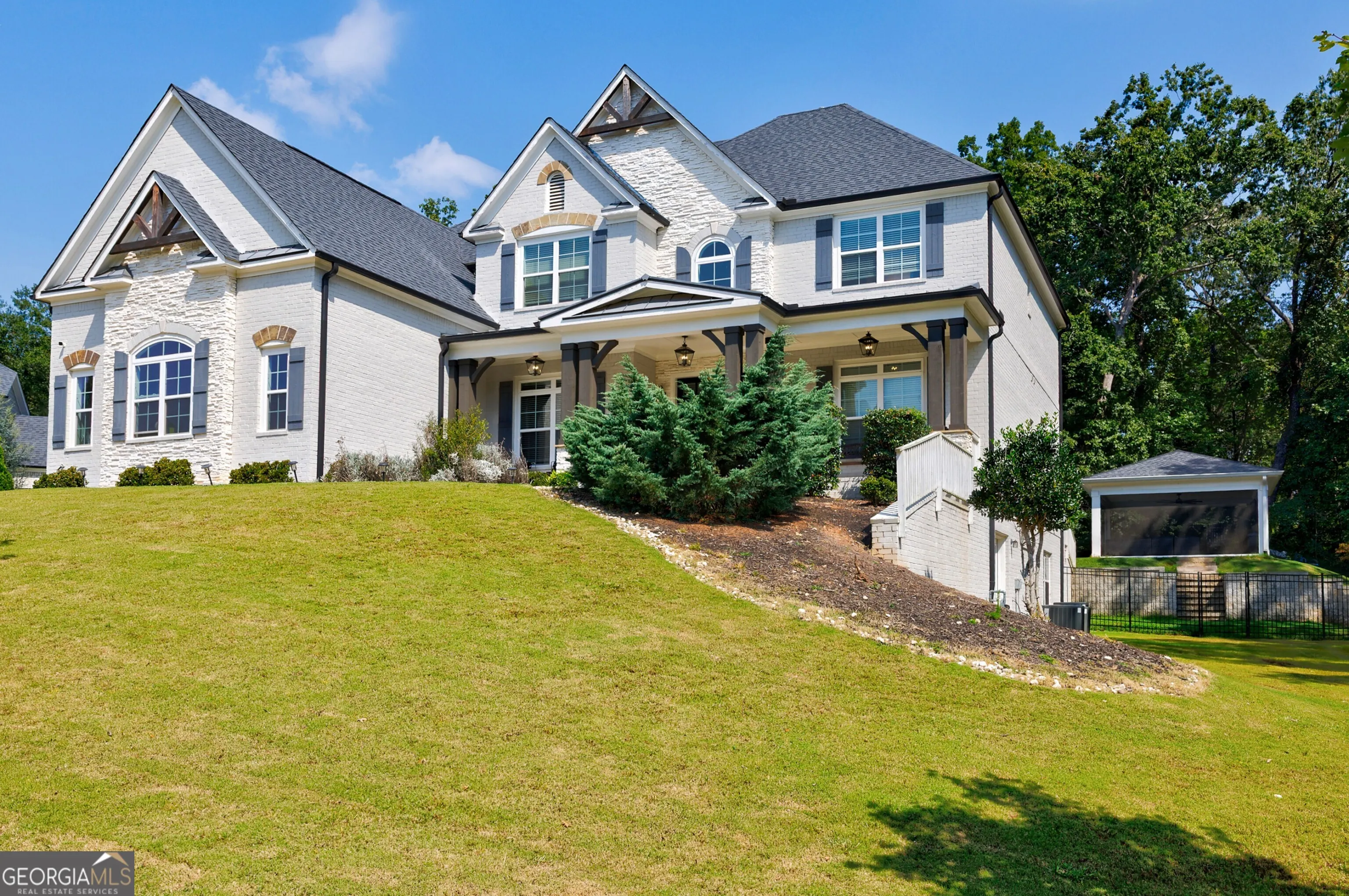 3040 Gray Hawk Lane