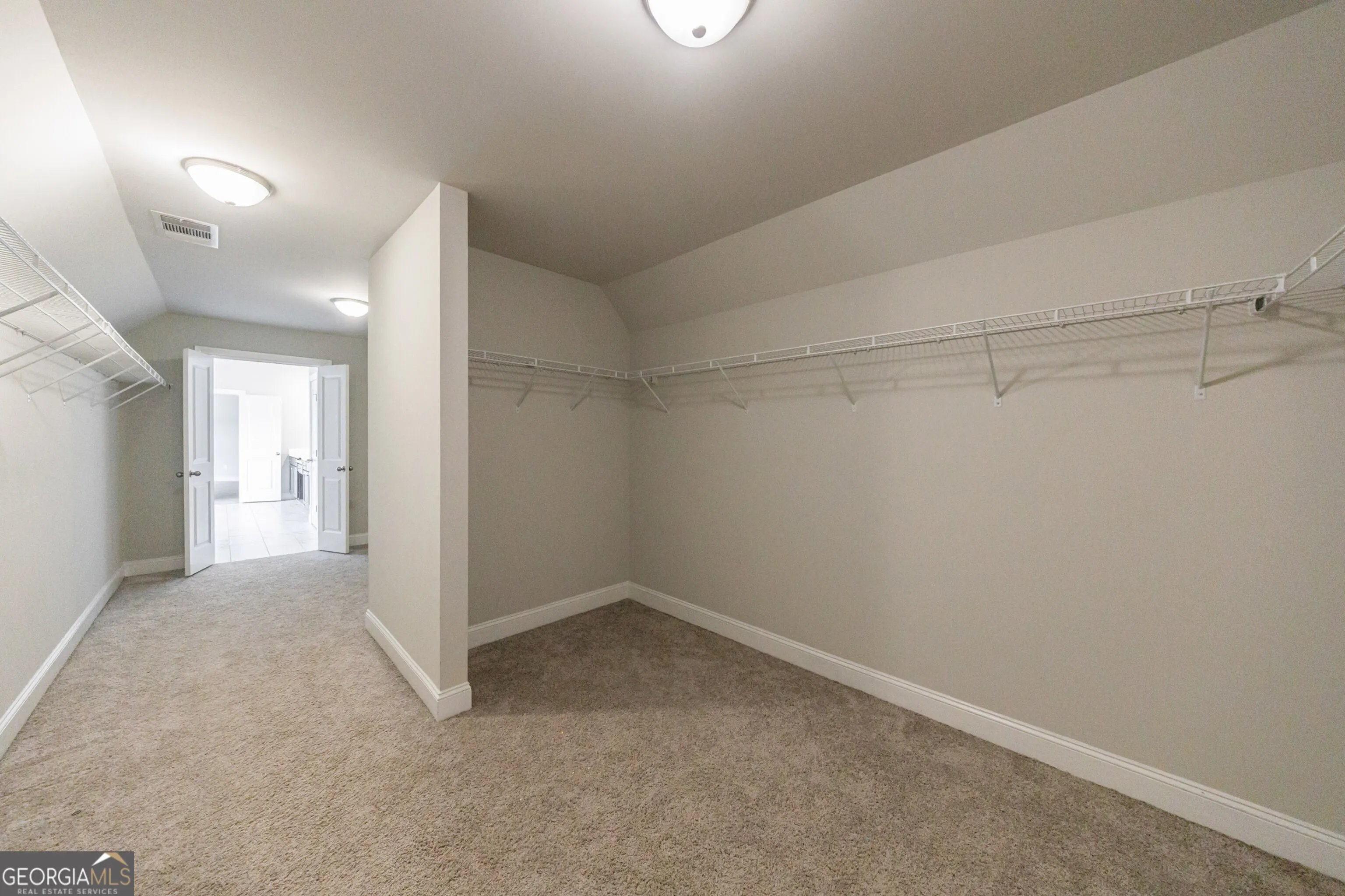 3040 Gray Hawk Lane