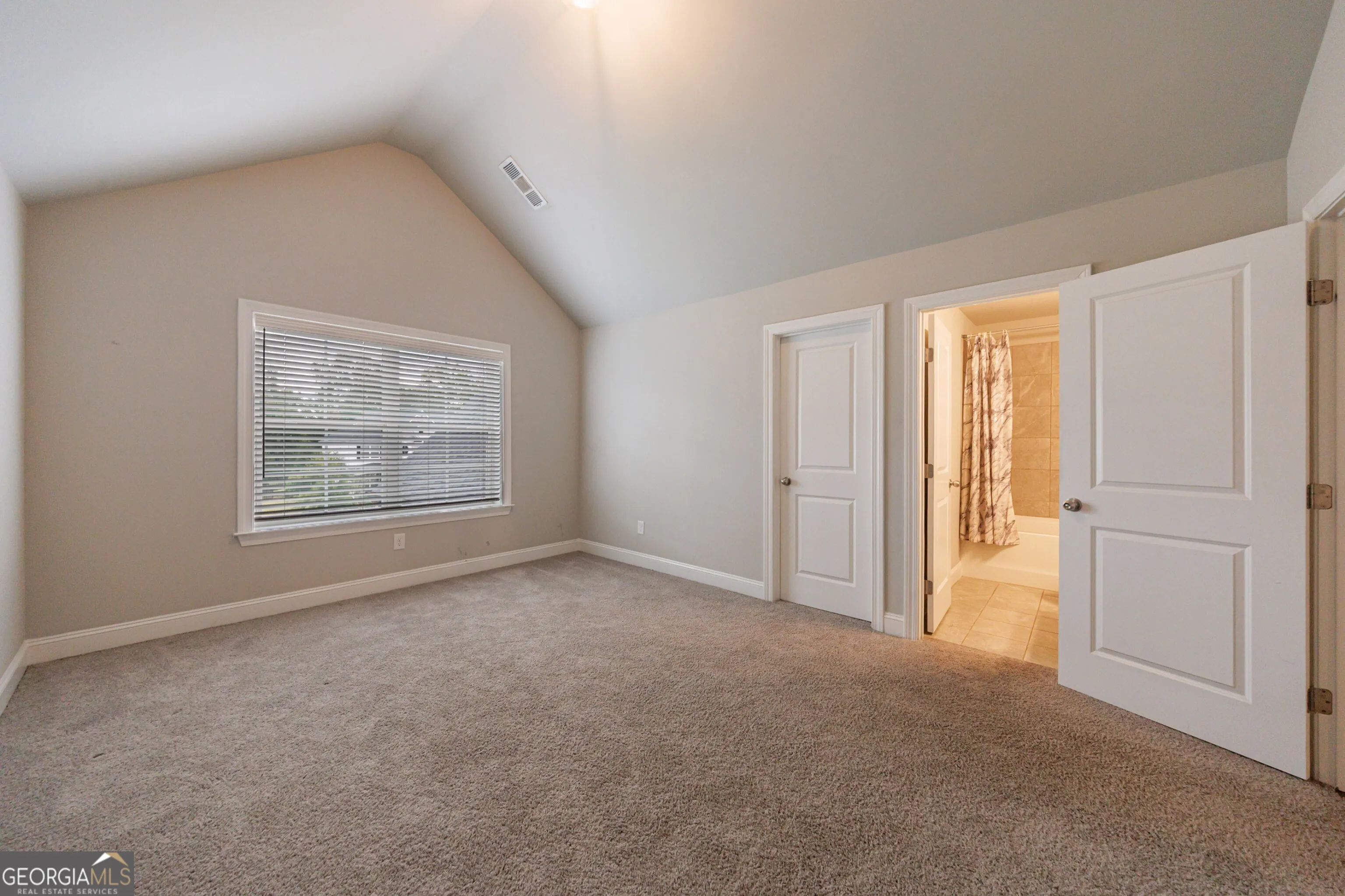 3040 Gray Hawk Lane