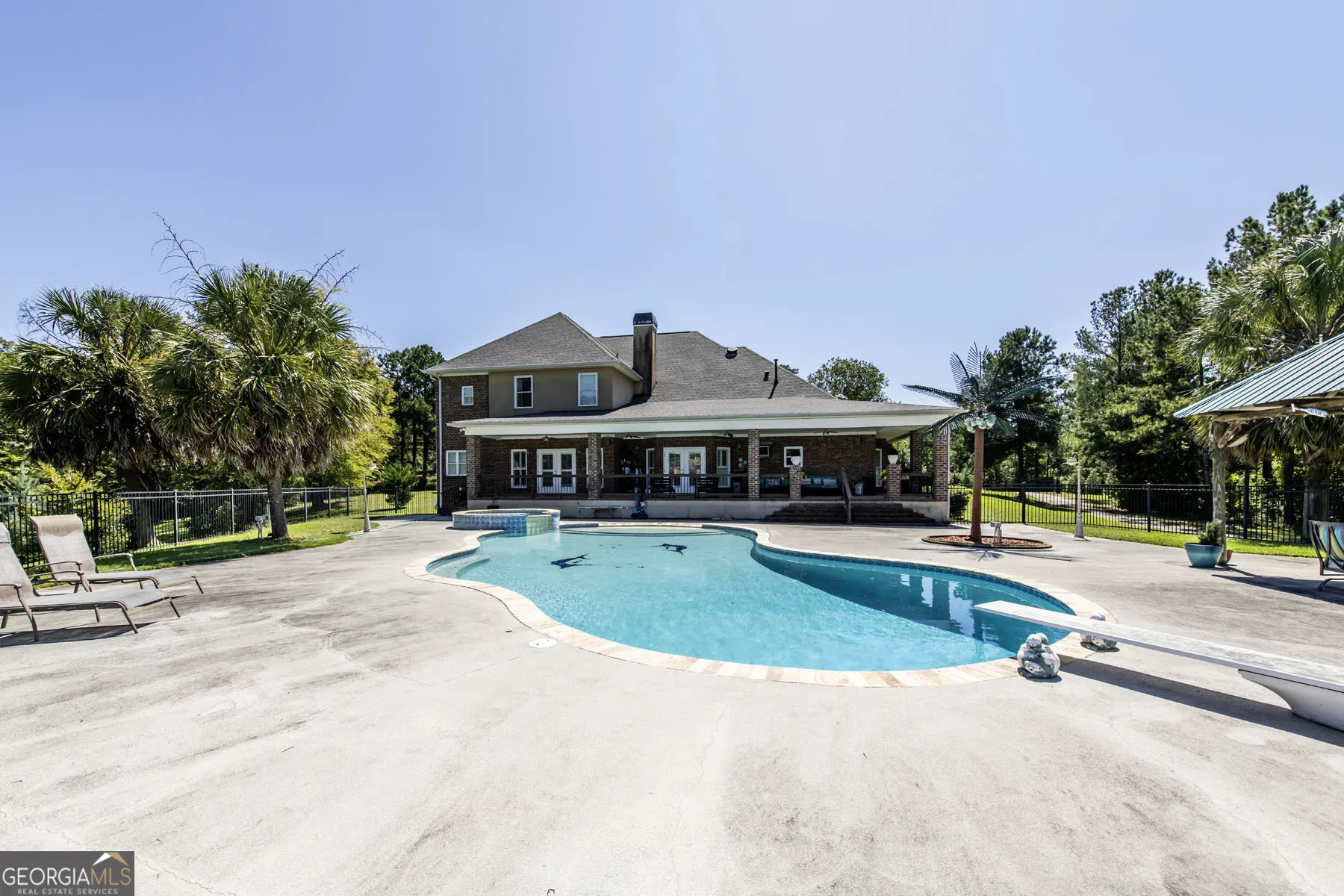 5355 Magnolia Drive