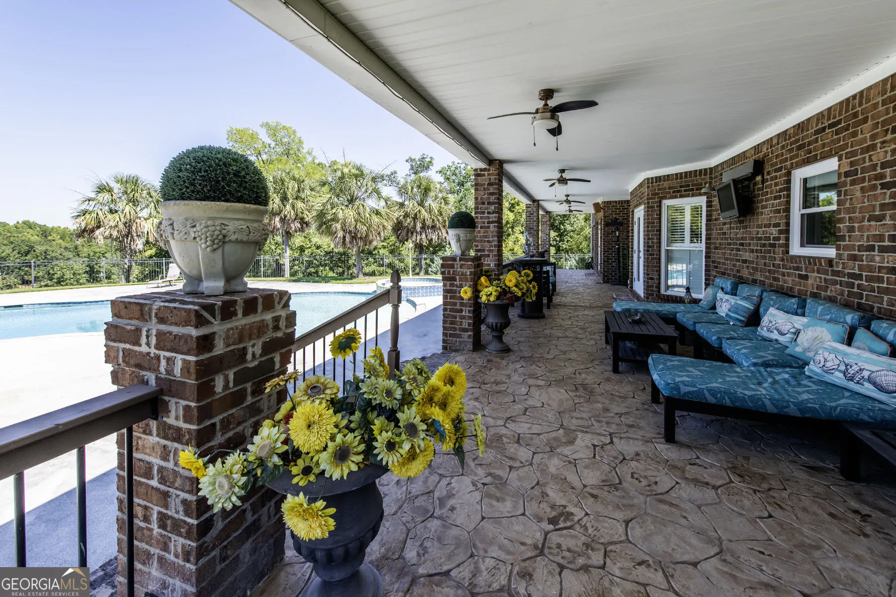 5355 Magnolia Drive