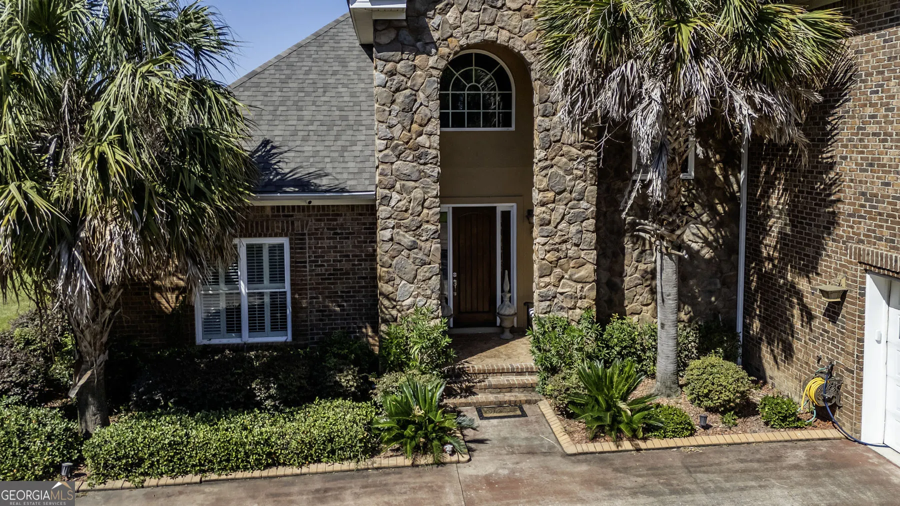 5355 Magnolia Drive