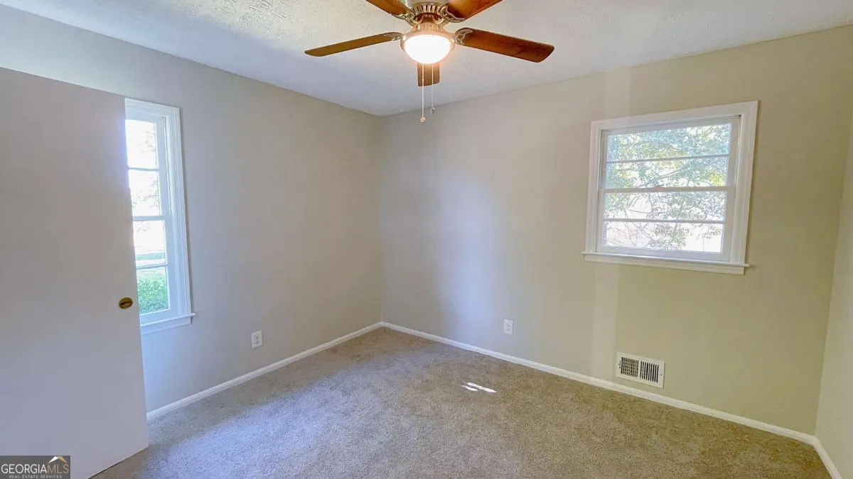 122 Barnesville Road