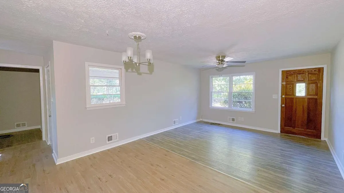 122 Barnesville Road