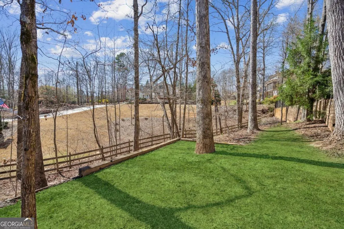 1070 Dogwood Way